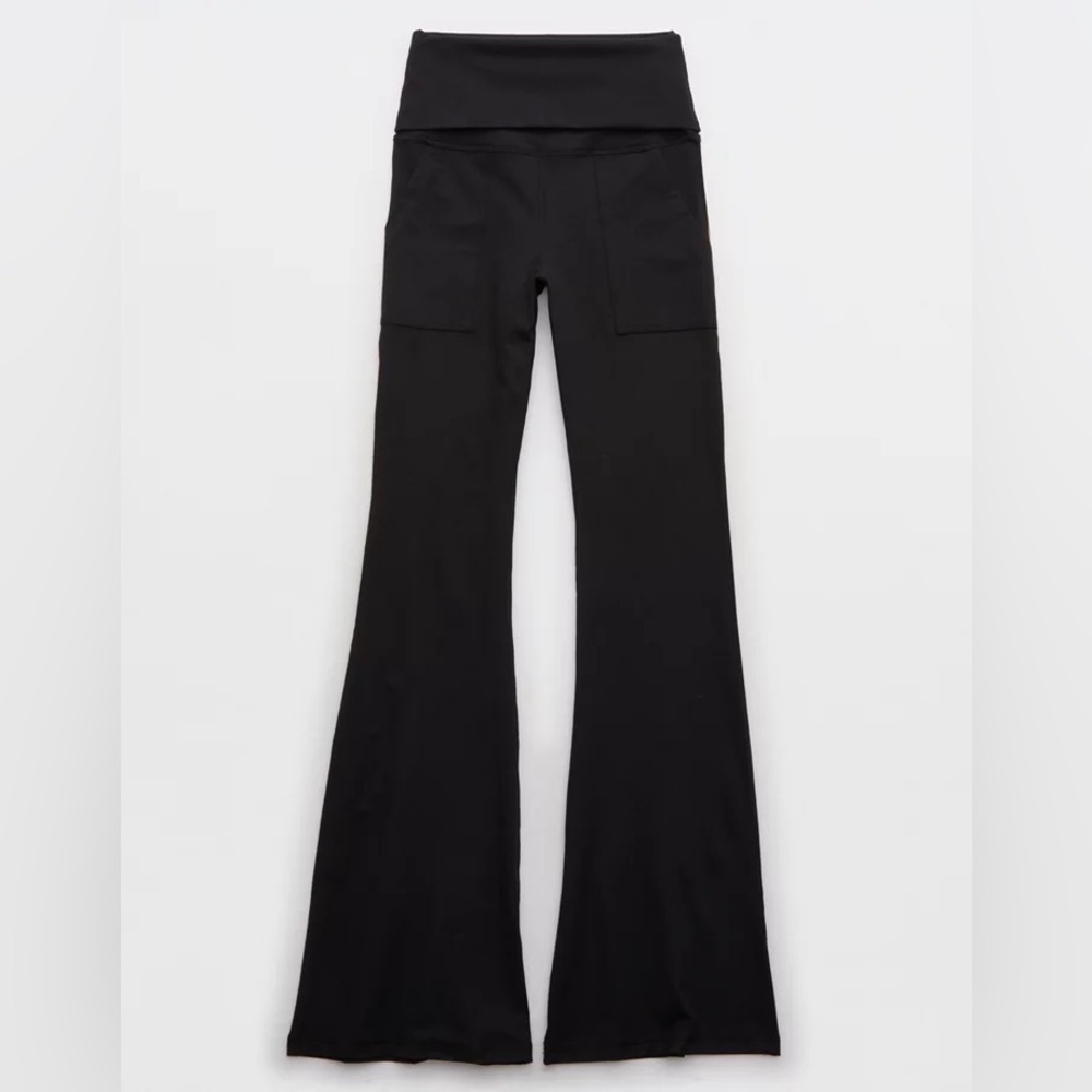 NWT- Offline By Aerie The Hugger Foldover Flare Leggings size:‎ S - Picture 4 of 9